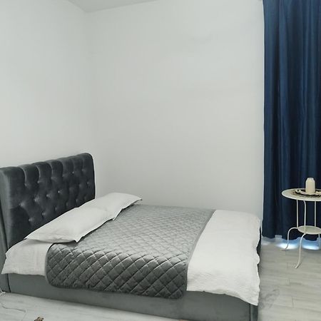 Blue Condo Отопень Екстер'єр фото